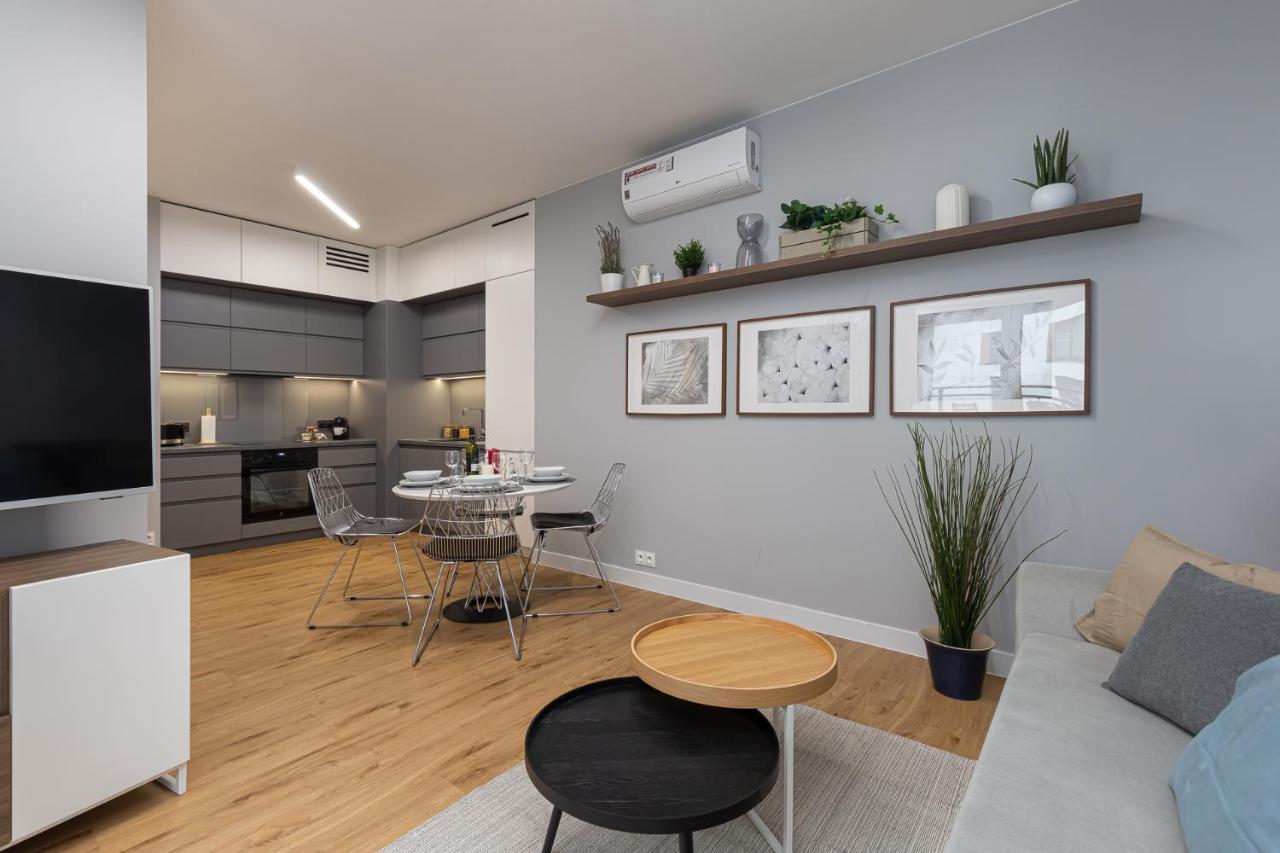 Ecru Luxurious Apartment In Port Praski With Balcony Wwa35 华沙 外观 照片